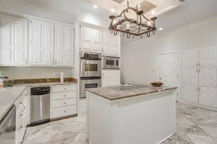 1805 Burton Hill Rd, Fort Worth, TX 76107 - Photo 11