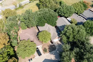 9 Country Club Pl, Waxahachie, TX 75165 - Photo 33