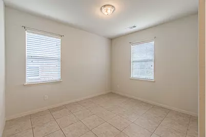 323 Cedar Creek Drive, Princeton, TX 75407 - Photo 5