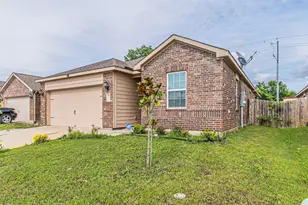 323 Cedar Crk Dr, Princeton, TX 75407 - Photo 3
