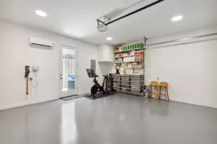 5231 Manett St, Dallas, TX 75206 - Photo 33