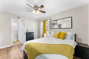 2426 Cloverdale St, Arlington, TX 76010 - Photo 9