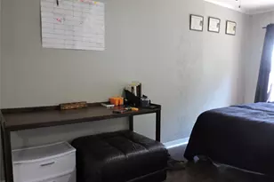 2300 W Lowden St, Fort Worth, TX 76110 - Photo 21