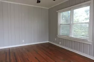 2300 W Lowden St, Fort Worth, TX 76110 - Photo 13