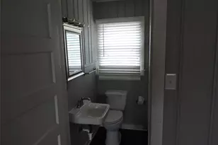 2300 W Lowden St, Fort Worth, TX 76110 - Photo 7