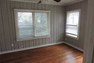 2300 W Lowden St, Fort Worth, TX 76110 - Photo 9