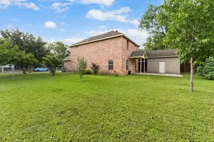 10015 Santa Garza Dr, Dallas, TX 75228 - Photo 29