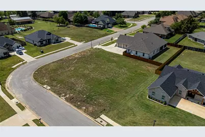 585 Imagine Drive, Lindale, TX 75771 - Photo 9