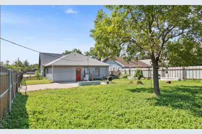 2401 Colonial Avenue, Waco, TX 76707 - Photo 15