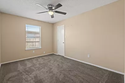 6003 Flyers Lane, Arlington, TX 76018 - Photo 13