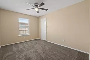 6003 Flyers Ln, Arlington, TX 76018 - Photo 13