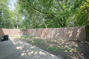 730 N Boulevard Terrace, Dallas, TX 75211 - Photo 9