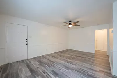 730 N Boulevard Terrace, Dallas, TX 75211 - Photo 3