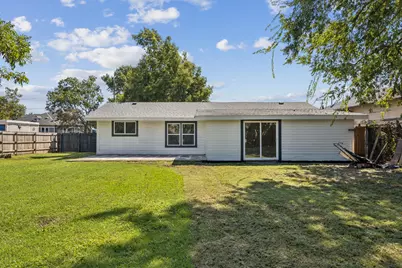 303 N Delphine Street, Terrell, TX 75160 - Photo 23