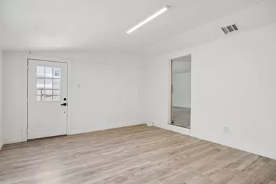 303 N Delphine Street, Terrell, TX 75160 - Photo 15