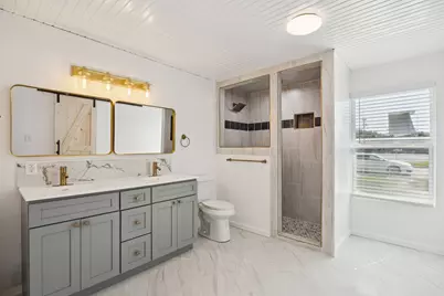 303 N Delphine Street, Terrell, TX 75160 - Photo 11