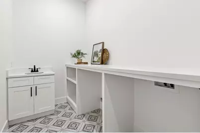 2001 Hearne Avenue #102, Dallas, TX 75208 - Photo 25