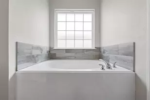 3921 Centerfire Rd, Waco, TX 76705 - Photo 13