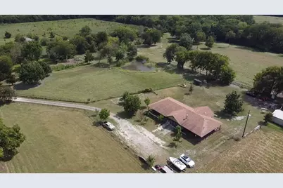 2306 County Road 4145, Bonham, TX 75418 - Photo 3