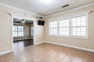 644 N Tyler St, Dallas, TX 75208 - Photo 9