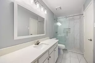 2016 Falcon Ridge Dr, Carrollton, TX 75010 - Photo 7