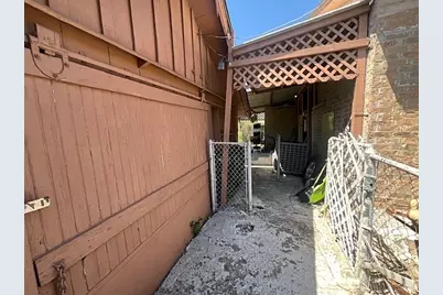 716 E Harvey Avenue, Fort Worth, TX 76104 - Photo 19