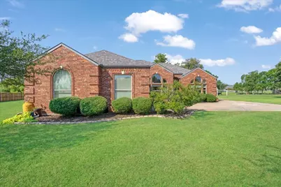 1404 Tejas Drive, Sherman, TX 75092 - Photo 5