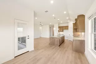 264 Coronado Ct, Granbury, TX 76049 - Photo 21