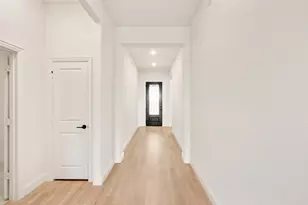 264 Coronado Ct, Granbury, TX 76049 - Photo 5