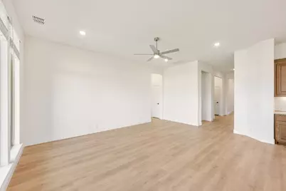 264 Coronado Court, Granbury, TX 76049 - Photo 11