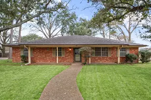 800 Imperial Ln, Corsicana, TX 75110 - Photo 1