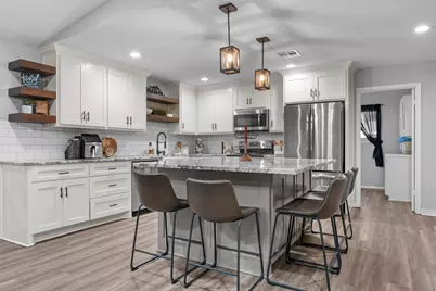 1002 W Elizabeth Drive, Robinson, TX 76706 - Photo 5