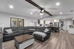 1002 W Elizabeth Dr, Robinson, TX 76706 - Photo 3