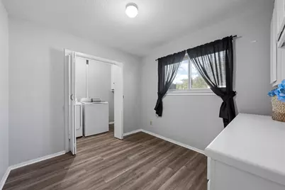 1002 W Elizabeth Drive, Robinson, TX 76706 - Photo 19