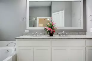 2221 Longwood Dr, Carrollton, TX 75010 - Photo 11