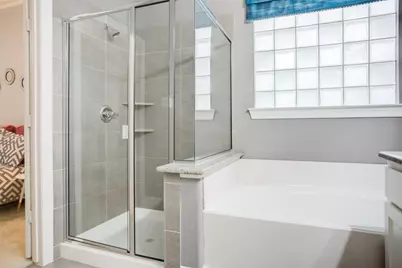 2221 Longwood Drive, Carrollton, TX 75010 - Photo 19