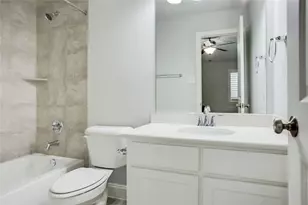 2221 Longwood Dr, Carrollton, TX 75010 - Photo 17