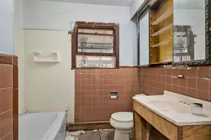 1005 E Craven Ave, Lacy Lakeview, TX 76705 - Photo 9