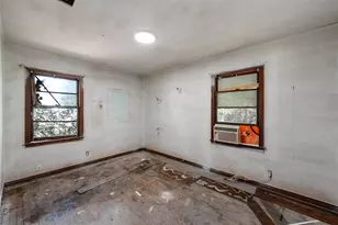 1005 E Craven Ave, Lacy Lakeview, TX 76705 - Photo 7