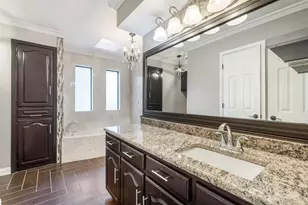 1642 Texas Longhorn Trl, Gunter, TX 75058 - Photo 15