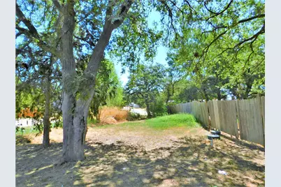 5992 Robinwood Street, Little Elm, TX 75068 - Photo 15