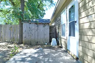 5992 Robinwood St, Little Elm, TX 75068 - Photo 13