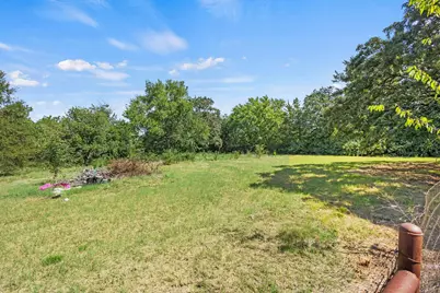 2025 Woodlake Road, Denison, TX 75021 - Photo 27