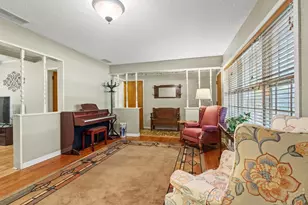 2025 Woodlake Rd, Denison, TX 75021 - Photo 9