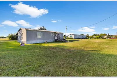 252 Lcr 421, Groesbeck, TX 76642 - Photo 15