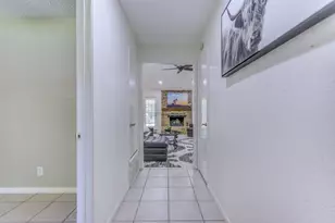 9901 Ivy Leaf Ln, Fort Worth, TX 76108 - Photo 7