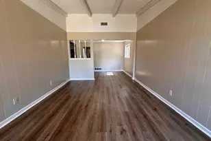 1904 Starling Ct, Cleburne, TX 76033 - Photo 3