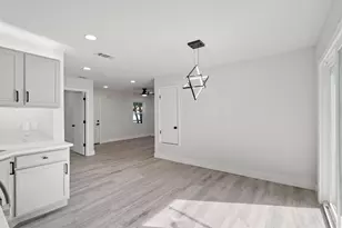 1604 Arbor Ln, Arlington, TX 76010 - Photo 9