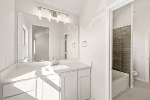 221 Coronado Ct, Granbury, TX 76049 - Photo 31