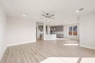 221 Coronado Ct, Granbury, TX 76049 - Photo 19